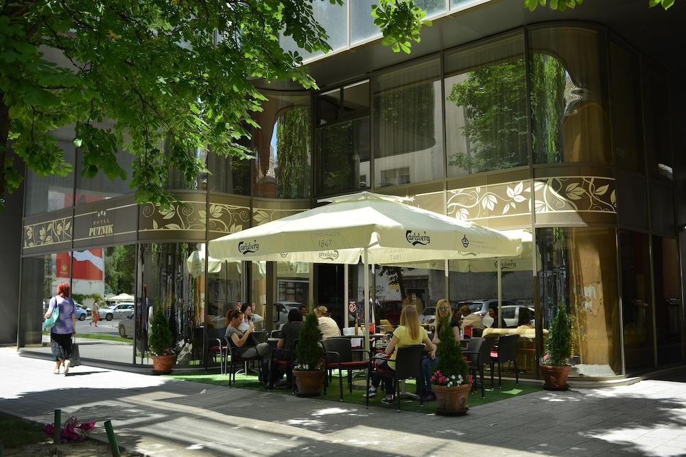 Putnik 3* Novi Sad